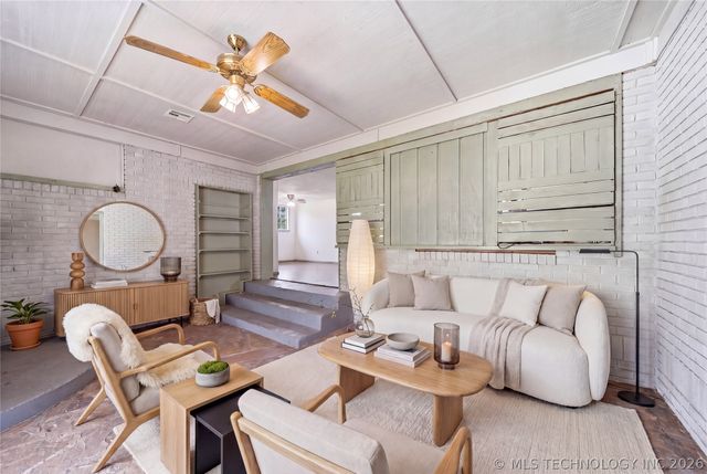 515 N 14th Street, Collinsville, OK 74021