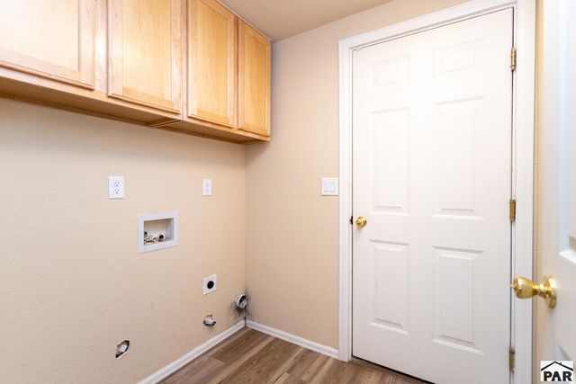 1022 Pinecrest Dr, Pueblo, CO 81005