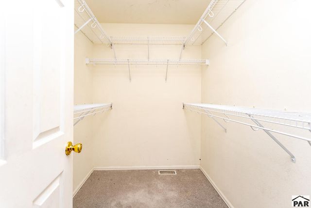 1022 Pinecrest Dr, Pueblo, CO 81005