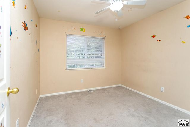 1022 Pinecrest Dr, Pueblo, CO 81005