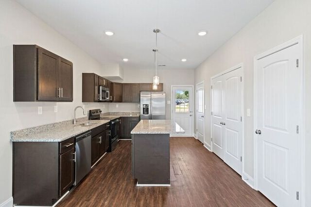 841 Professional Park Dr, Clarksville, TN 37040
