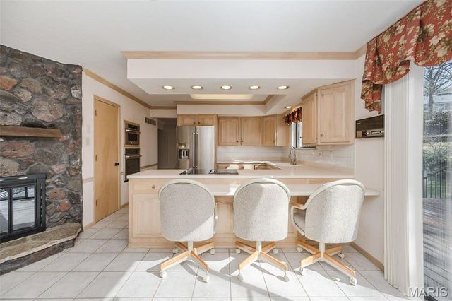 4829 Gatesbury Drive, St Louis, MO 63128