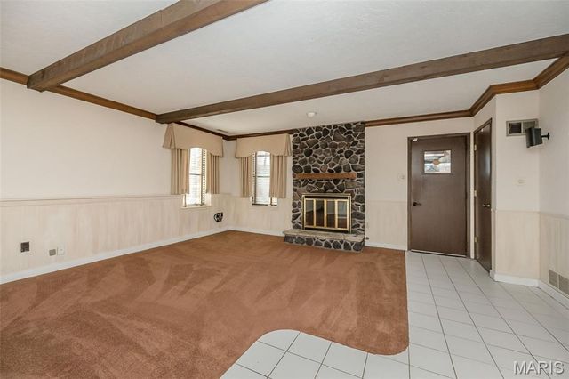 4829 Gatesbury Drive, St Louis, MO 63128