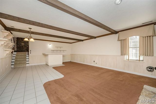 4829 Gatesbury Drive, St Louis, MO 63128