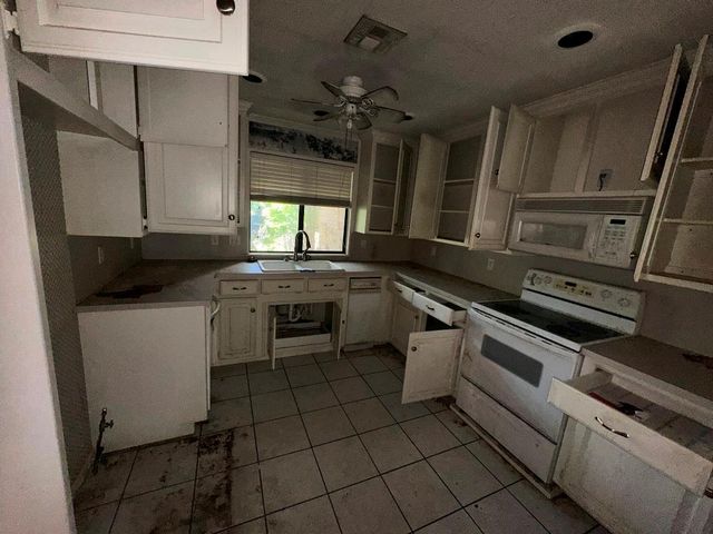 2640 SW 109th Street, Oklahoma City, OK 73170