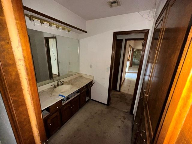 2640 SW 109th Street, Oklahoma City, OK 73170