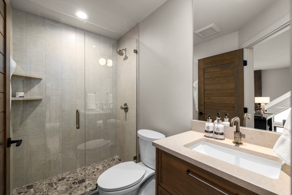 1332 W Lakeshore Drive, Whitefish, MT 59937 photo 43