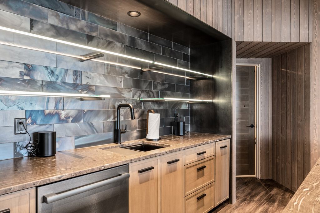 1332 W Lakeshore Drive, Whitefish, MT 59937 photo 56