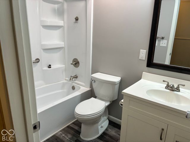 593 Northgate Drive, Greenwood, IN 46143