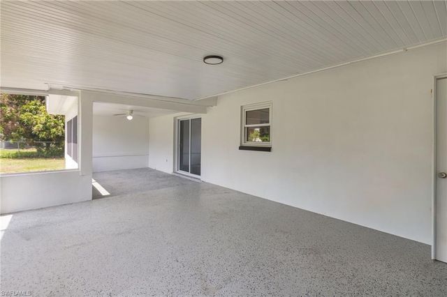 417 Roosevelt AVE, Lehigh Acres, FL 33936