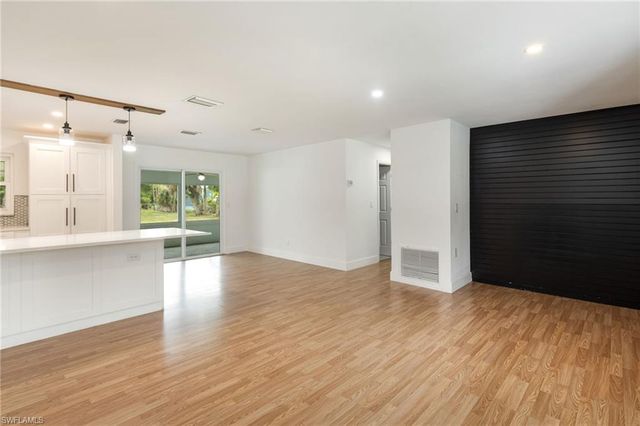 417 Roosevelt AVE, Lehigh Acres, FL 33936