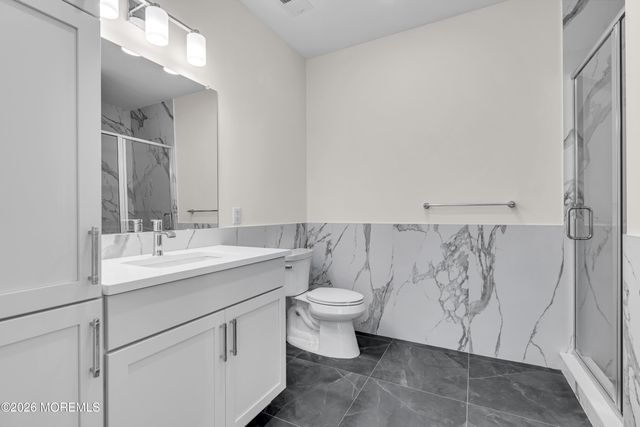 19 Carr Avenue 321, Keansburg, NJ 07734
