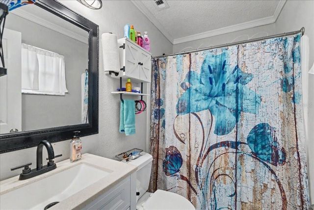 2021 INDIA PALM DRIVE, Edgewater, FL 32141