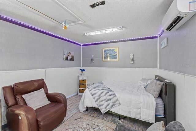 2021 INDIA PALM DRIVE, Edgewater, FL 32141