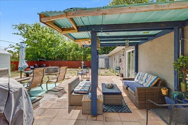 2021 INDIA PALM DRIVE, Edgewater, FL 32141