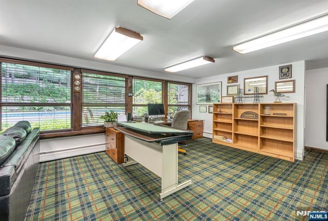 11 Kingsley Road, Ringwood, NJ 07456