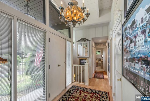 11 Kingsley Road, Ringwood, NJ 07456