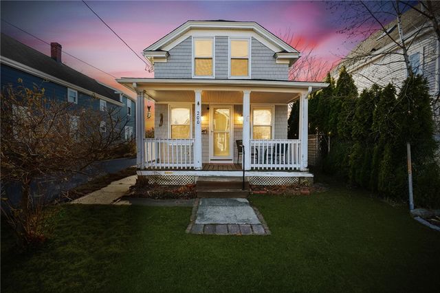 200 Narragansett Avenue, East Providence, RI 02915