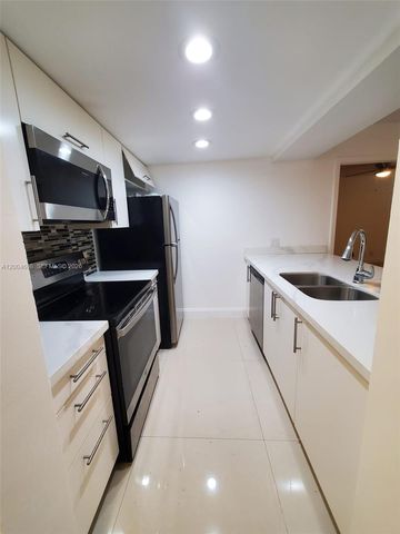 8100 Geneva Ct 437, Doral, FL 33166