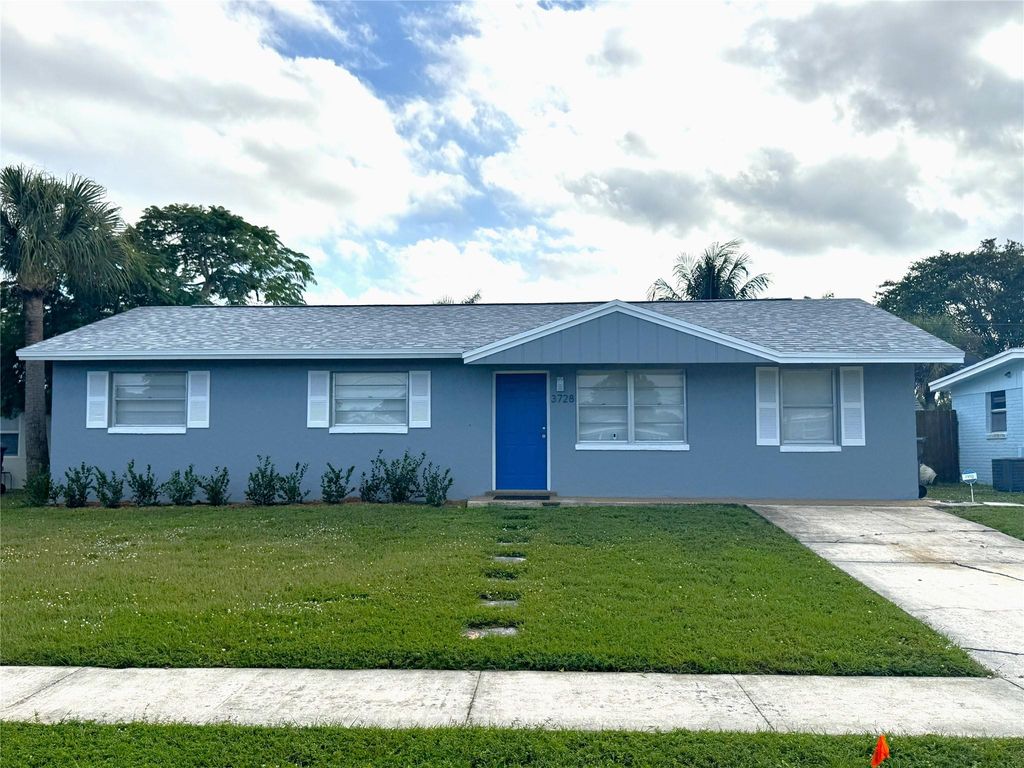 3728 Dunes Rd, Palm Beach Gardens, FL 33410