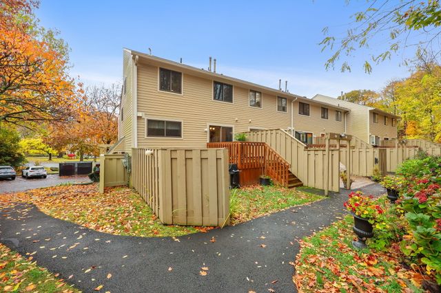 46 Sunrise Hill Road 46, Norwalk, CT 06851