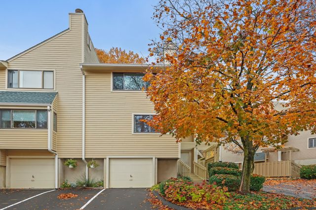 46 Sunrise Hill Road 46, Norwalk, CT 06851