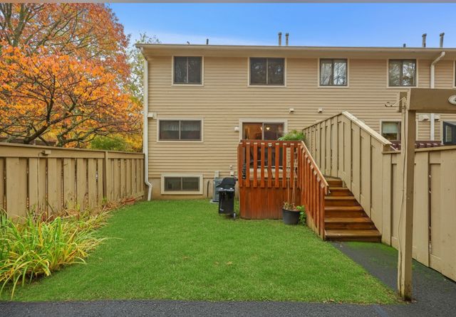 46 Sunrise Hill Road 46, Norwalk, CT 06851