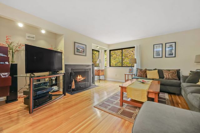 46 Sunrise Hill Road 46, Norwalk, CT 06851