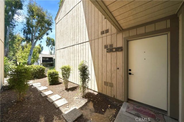 600 Central Avenue 305, Riverside, CA 92507