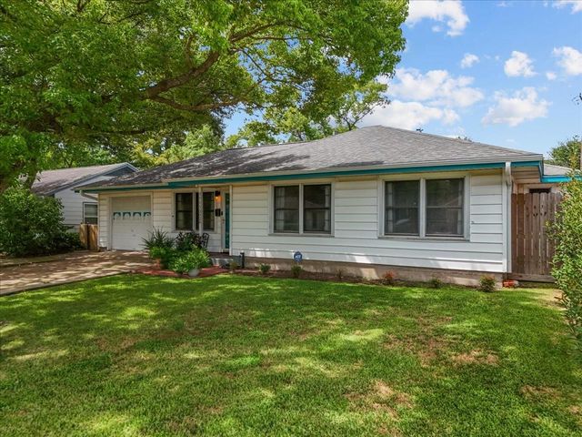 3026 Danforth Drive, Texas City, TX 77590