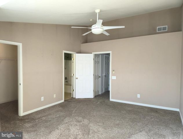 157 DARLING ST, Newark, DE 19702