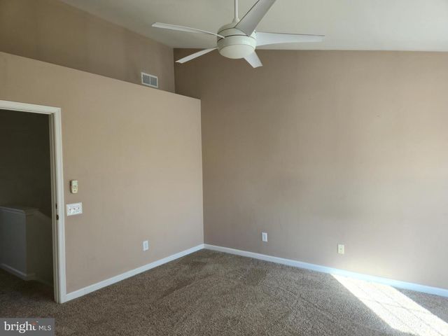 157 DARLING ST, Newark, DE 19702