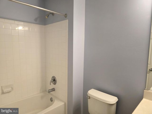 157 DARLING ST, Newark, DE 19702