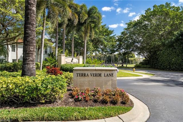 2376 Terra Verde LN 2376, Naples, FL 34105