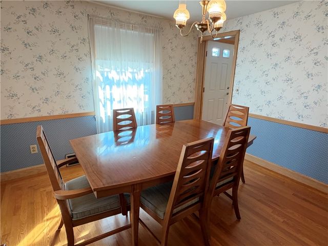 67 Longview Drive, Cranston, RI 02920