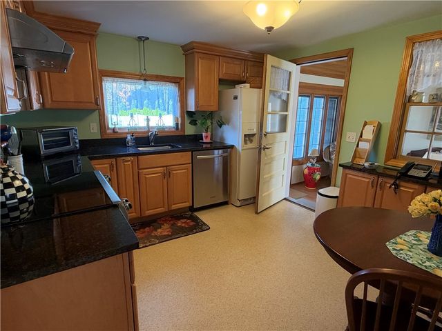 67 Longview Drive, Cranston, RI 02920