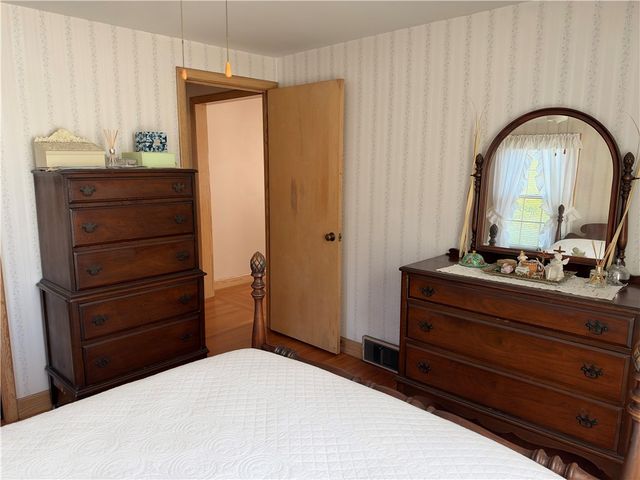 67 Longview Drive, Cranston, RI 02920