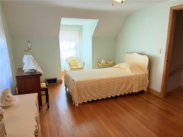 67 Longview Drive, Cranston, RI 02920