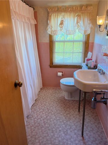 67 Longview Drive, Cranston, RI 02920
