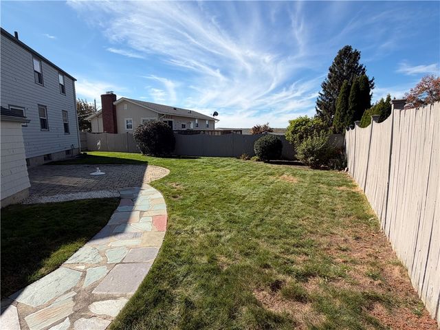 67 Longview Drive, Cranston, RI 02920