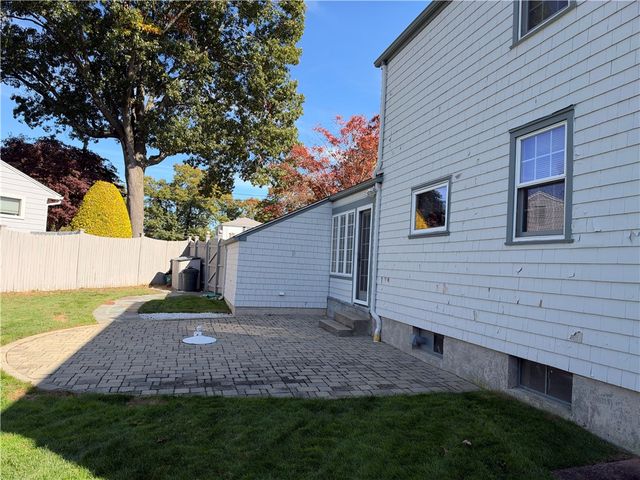 67 Longview Drive, Cranston, RI 02920