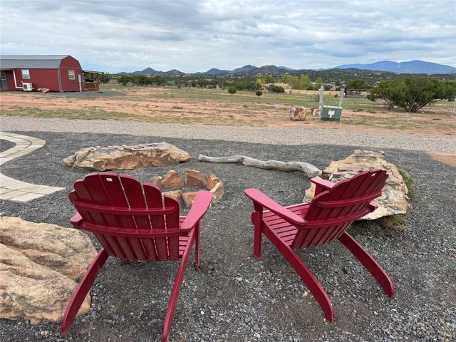 50 Cattle Drive, Lamy, NM 87540
