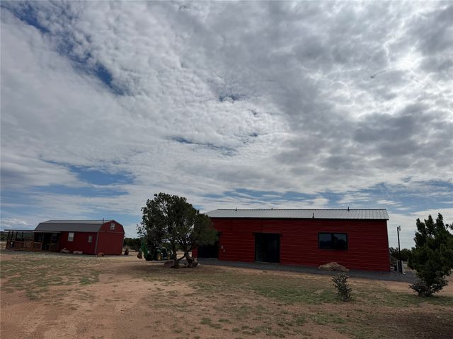 50 Cattle Drive, Lamy, NM 87540