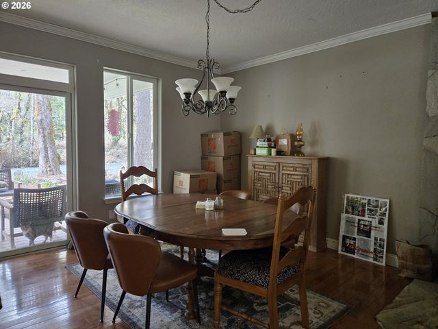 16817 NONPAREIL Rd, Sutherlin, OR 97479