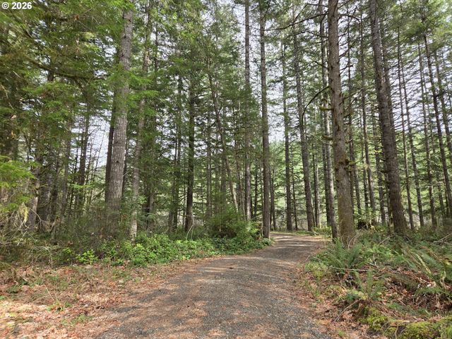 16817 NONPAREIL Rd, Sutherlin, OR 97479