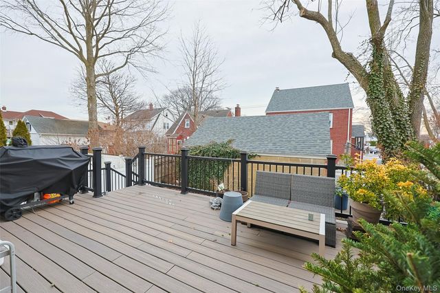 74 Bedford Avenue, New Hyde Park, NY 11040