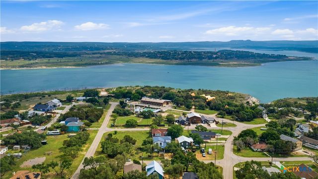 131 Friendlywood Drive, Canyon Lake, TX 78133