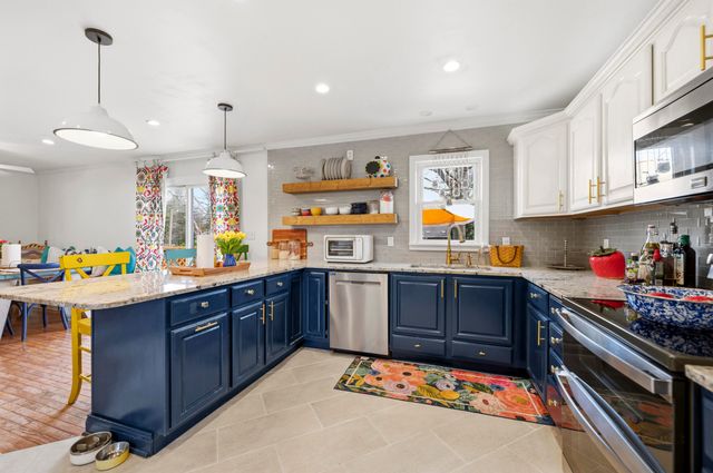 3441 Lansdowne Drive, Lexington, KY 40517