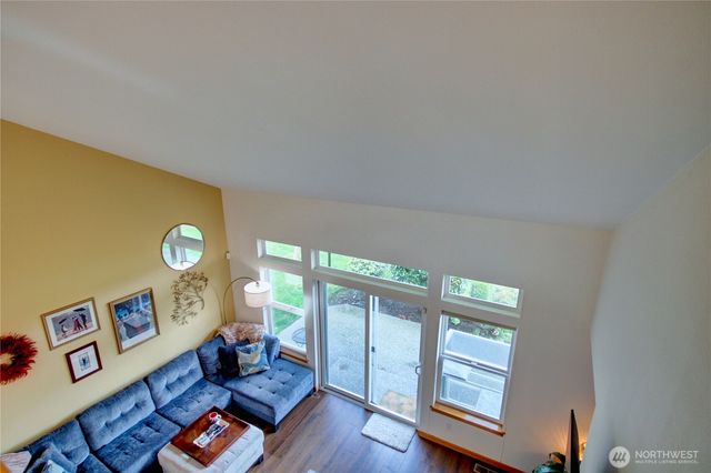 170 NW 13th Court, Oak Harbor, WA 98277