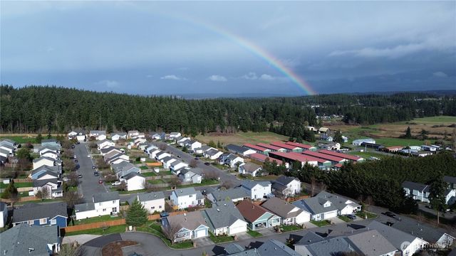 170 NW 13th Court, Oak Harbor, WA 98277